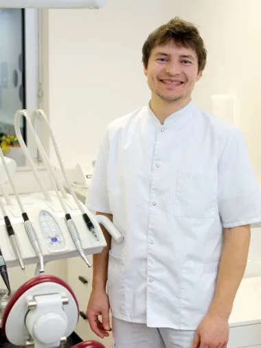 6Q8A5363-22-380×507